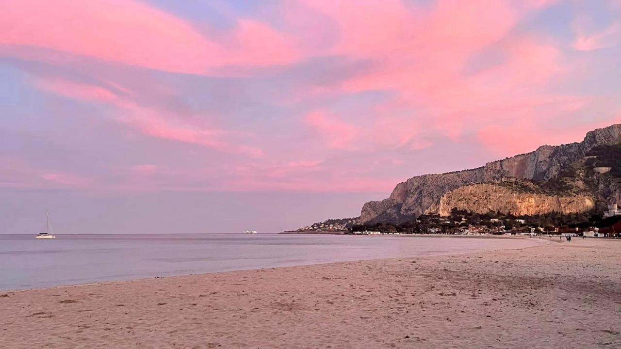 Mondello Villa Mare Eksteriør bilde